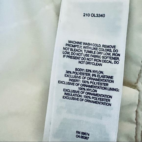 Mountain Hard Wear Creamy Winter White Jacket with Hood L - Picture 6 of 9